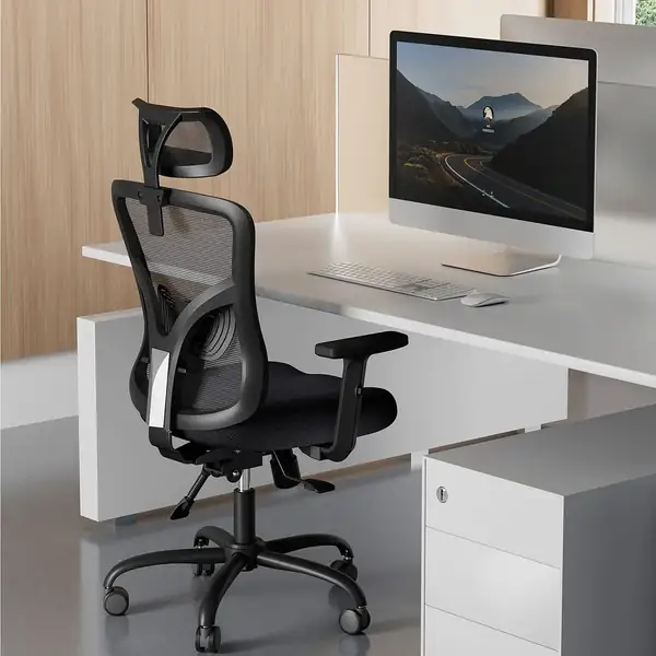 NOBLEWELL · Silla ergonómica con reposacabezas 2D y asiento acolchado — vista 2